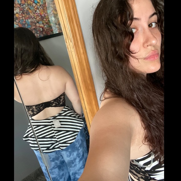 NWT- CHARLOTTE RUSSE LACE STRIPED STRAPLESS PEPLUM TOP- SIZE S - Picture 6 of 7